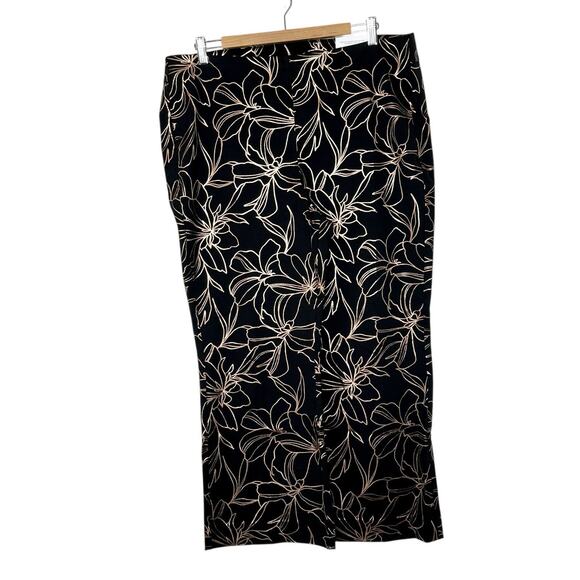 Chicos Juliet Kick Flare Pants Black Metallic Floral Print Womens Size 16 3 - Picture 1 of 7